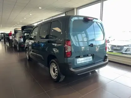 Photo 15 Peugeot Partner  FGN DIESEL 130 CH M CHARG UT MAJ AUT