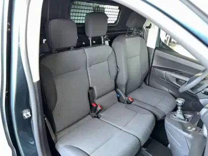 Photo 17 Peugeot Partner  FGN DIESEL 130 CH M CHARG UT MAJ AUT