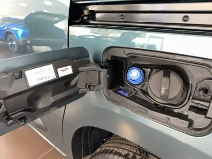 Photo 5 Peugeot Partner  FGN DIESEL 130 CH M CHARG UT MAJ AUT