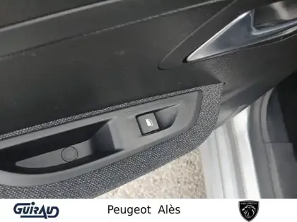 Photo 6 Peugeot 208  PureTech 75 S&S BVM5