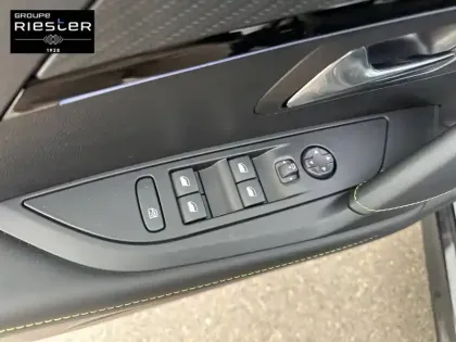 Photo 14 Peugeot 208  Electrique 54 kWh 156ch