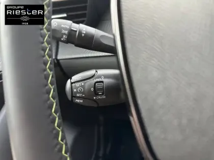 Photo 17 Peugeot 208  Electrique 54 kWh 156ch