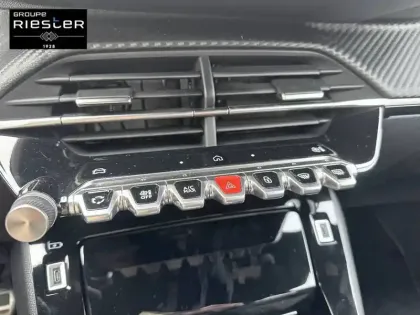 Photo 21 Peugeot 208  Electrique 54 kWh 156ch