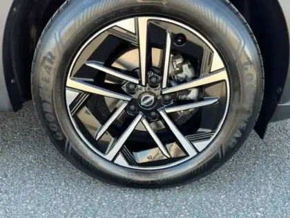 Photo 29 Nissan Juke  HYBRID 143