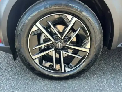 Photo 27 Nissan Juke  HYBRID 143