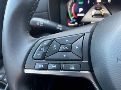 Photo 12 Nissan Juke  HYBRID 143