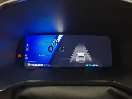 Photo 37 Renault Symbioz  E-Tech full hybrid 145