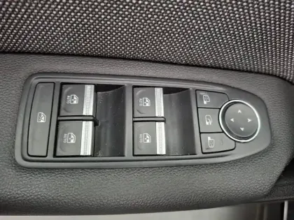 Photo 30 Renault Symbioz  E-Tech full hybrid 145