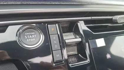 Photo 22 Peugeot 3008  Hybrid 136 e-DCS6