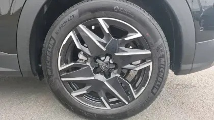 Photo 43 Peugeot 3008  Hybrid 136 e-DCS6