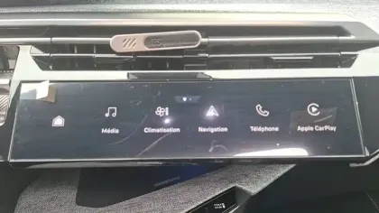 Photo 16 Peugeot 3008  Hybrid 136 e-DCS6