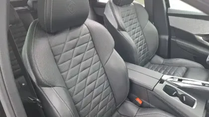 Photo 37 Peugeot 3008  Hybrid 136 e-DCS6