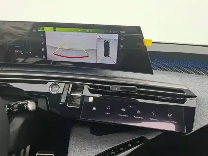 Photo 26 Peugeot 3008  Hybrid 136 e-DCS6