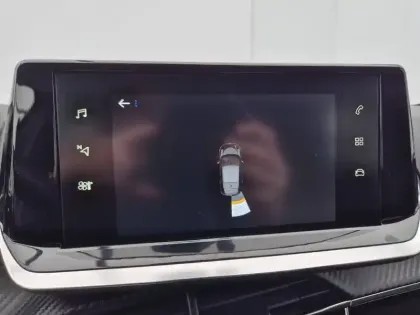 Photo 19 Peugeot 208  PureTech 100 S&S BVM6