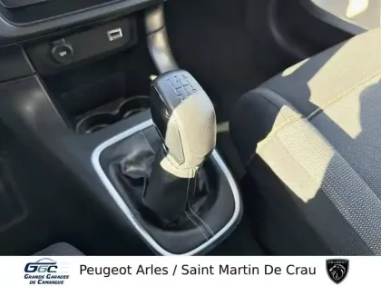 Photo 13 Citroën C3  PureTech 83 S&S BVM5