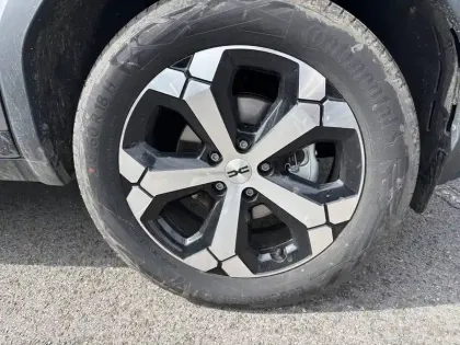 Photo 14 Dacia Bigster  Hybrid 155