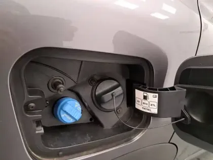 Photo 20 Renault Captur  Blue dCi 95