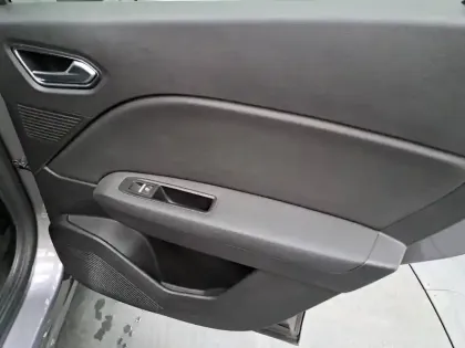 Photo 22 Renault Captur  Blue dCi 95