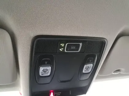 Photo 38 Renault Captur  Blue dCi 95