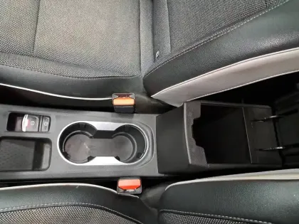 Photo 34 Renault Captur  Blue dCi 95