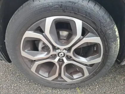 Photo 8 Renault Captur  TCe 140 EDC - 21