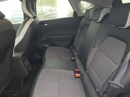 Photo 11 Renault Captur  TCe 140 EDC - 21