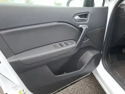 Photo 12 Renault Captur  TCe 140 EDC - 21