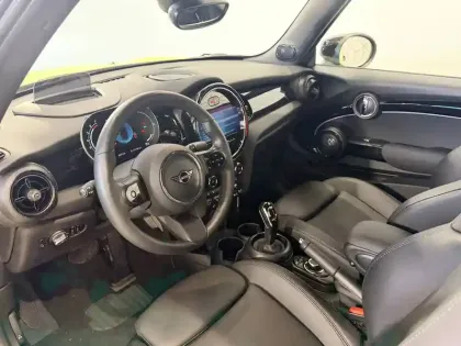 Photo 9 Mini Mini Cabriolet Cooper 136 ch DKG7