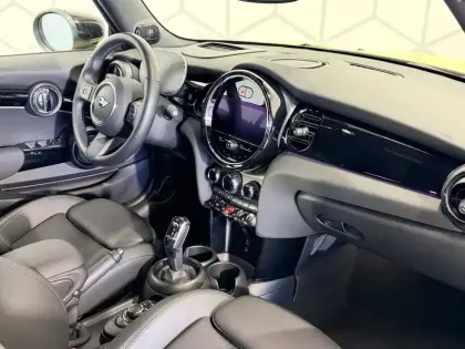 Photo 26 Mini Mini Cabriolet Cooper 136 ch DKG7