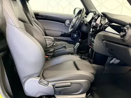 Photo 21 Mini Mini Cabriolet Cooper 136 ch DKG7