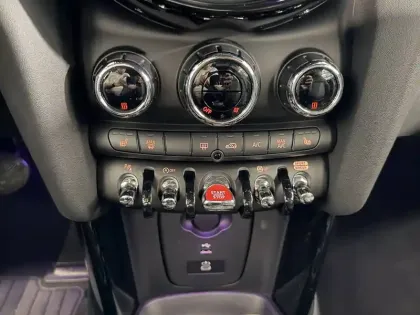 Photo 30 Mini Mini Cabriolet Cooper 136 ch DKG7