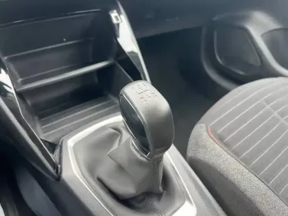 Photo 19 Peugeot 208  PureTech 75 S&S BVM5