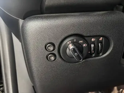 Photo 30 Mini Mini Hatch 3 Portes One 102 ch BVA7