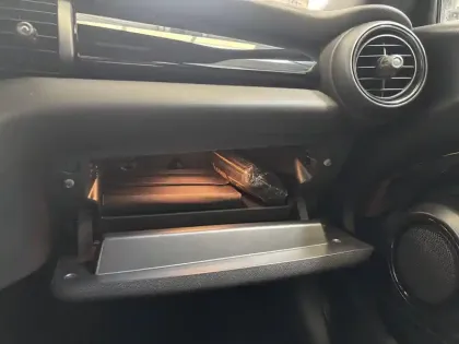 Photo 19 Mini Mini Hatch 3 Portes One 102 ch BVA7