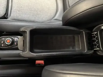 Photo 20 Mini Mini Hatch 3 Portes One 102 ch BVA7