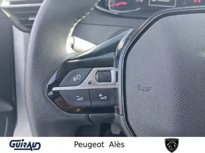 Photo 18 Peugeot 208  PureTech 75 S&S BVM5