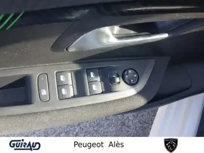 Photo 12 Peugeot 208  PureTech 75 S&S BVM5