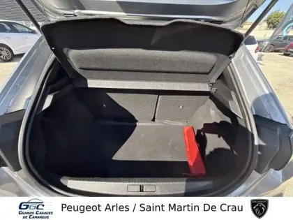 Photo 20 Peugeot 208  PureTech 100 S&S BVM6
