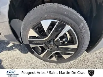 Photo 26 Peugeot 208  PureTech 100 S&S BVM6