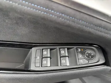 Photo 29 Renault Espace  E-Tech full hybrid 200 GSR2