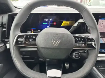 Photo 36 Renault Espace  E-Tech full hybrid 200 GSR2