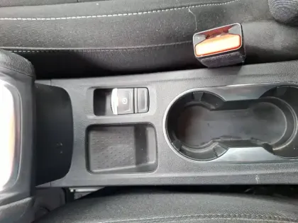 Photo 43 Renault Captur  Blue dCi 95