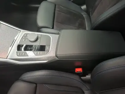 Photo 21 BMW Serie 3 320d 190 ch BVA8