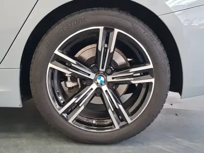 Photo 8 BMW Serie 3 320d 190 ch BVA8