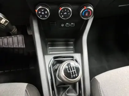 Photo 33 Renault Clio  TCe 90