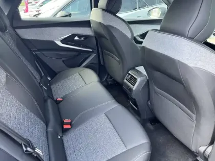 Photo 8 Peugeot 3008  Electrique 210 ch 73 kWh