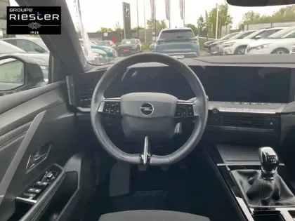 Photo 8 Opel Astra  1.2 Turbo 130 ch BVM6