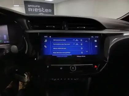 Photo 16 Opel Corsa  1.2 Turbo Hybrid 100 ch e-DCT6