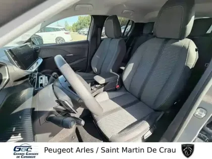 Photo 8 Peugeot 208  Hybrid 100 e-DCS6