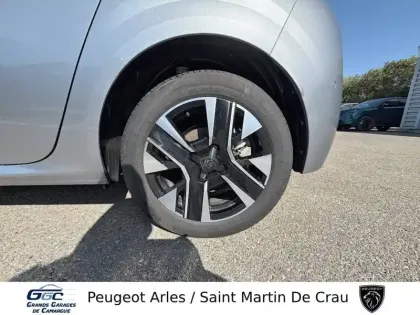 Photo 10 Peugeot 208  Hybrid 100 e-DCS6